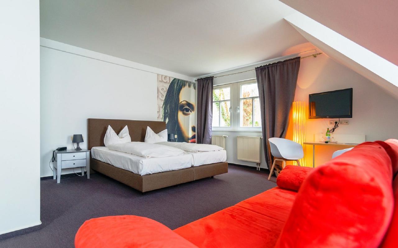 Landhotel Schloss Soergenloch Εξωτερικό φωτογραφία